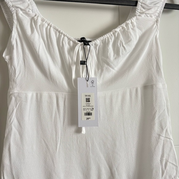 3/$45 Gathered Cap White Sleeveless Top - Picture 2 of 4